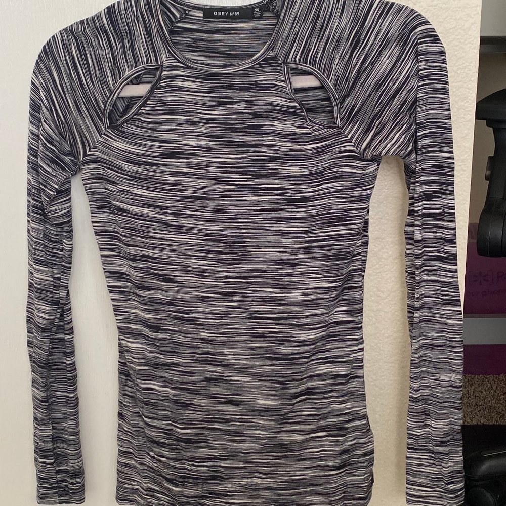 Obey long sleeve top